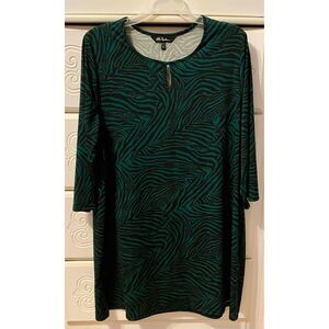 Ulla Popken Green Zebra Print Scoop Neck Tunic Womens Size 16/18